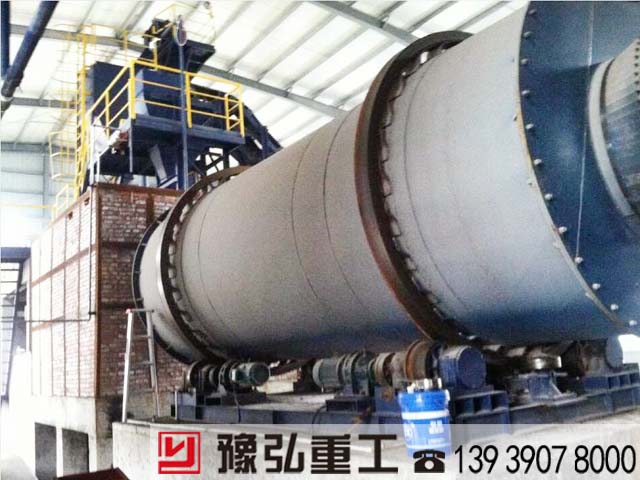 甘肅回轉烘干機室內作業(yè)圖